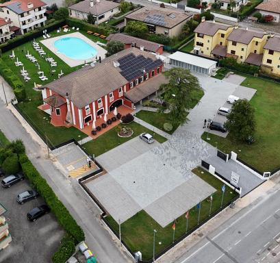 Hotel Residence - Il Giardino del Cigno - Housity