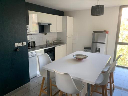 Superbe appartement avec terrasse - Housity