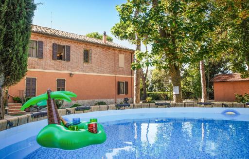 Cozy Home In Cappone Di Vallefoglia - Housity