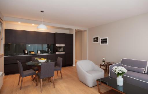 Residence by Vestibul Palace - Housity