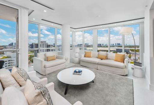 4B Super Premium Private Condo at the Setai - Housity