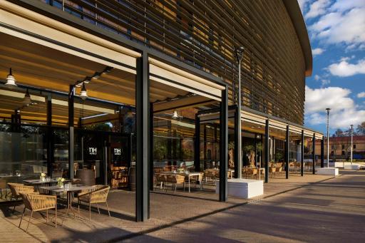 NH Sevilla Plaza de Armas - Housity