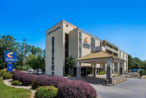 Comfort Inn & Suites Durham near Duke University - Housity