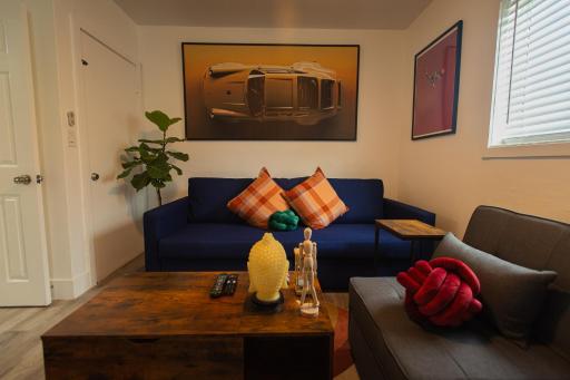 The Myrlande Dinvil Guest Suite - Housity
