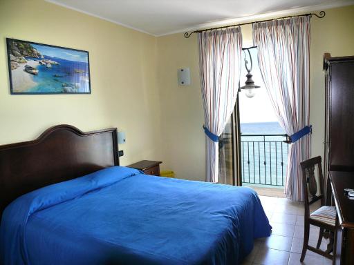B&B Miramare - Housity