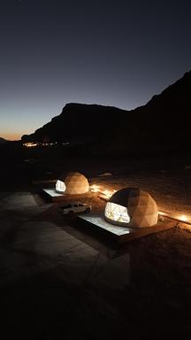 Rum Crystal Luxury Camp - Housity