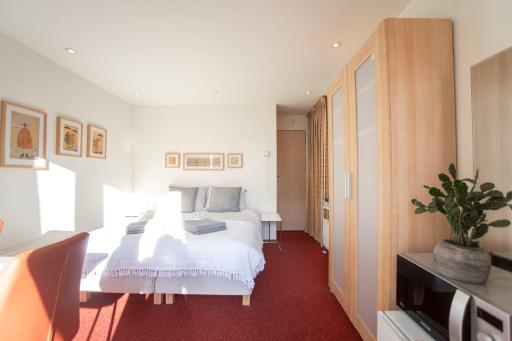 Studio 19 with private parking - Housity
