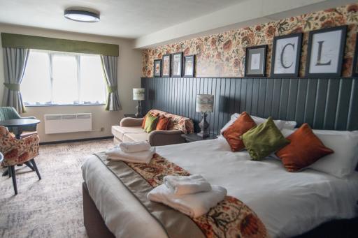 Cat & Lion Country Pub and Hotel - Housity