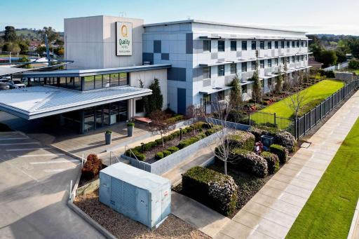 Quality Hotel Rules Club Wagga - Housity