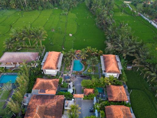 Meng Bengil Villa - Housity