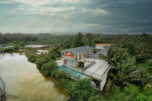 DownTown Arambol - The River Side Hostel - Hizvo