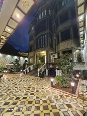 Hotel Sharq - Housity