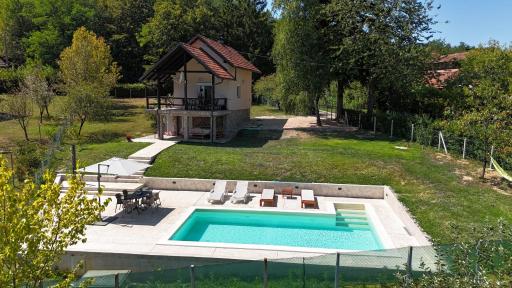 Vikendica Nature park Banja Luka - Hizvo