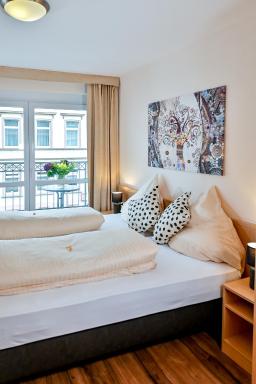 Peppone - Housity