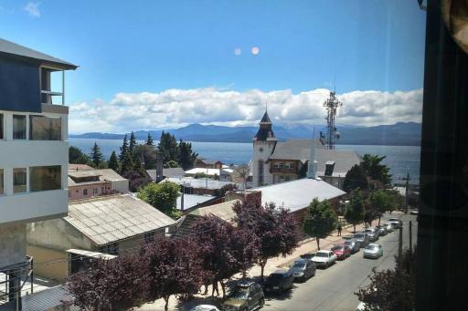 Apartamento céntrico con vista del lago - Housity
