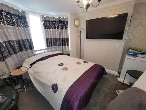 Kosy RoomZ - Housity