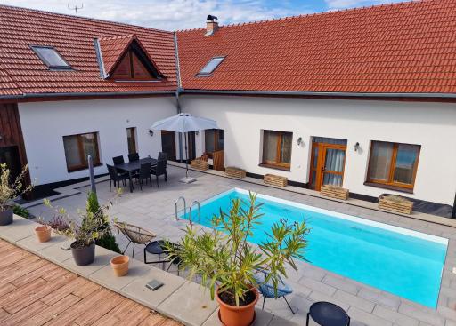 Summerhouse penzion Bavory - Housity