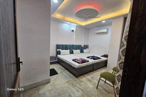 The Fazar Residency Near Hazrat Nizamuddin Dargah - Housity