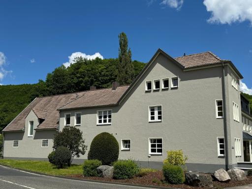 Spacious holiday home in the Eifel National Park - Housity