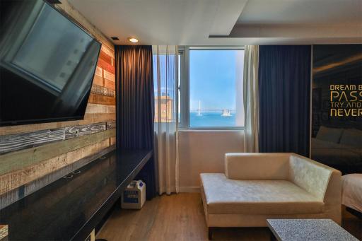 Moonbay Hotel - Housity