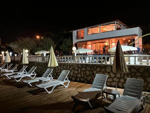 OtelOX Ayaş Beach Villa - Housity