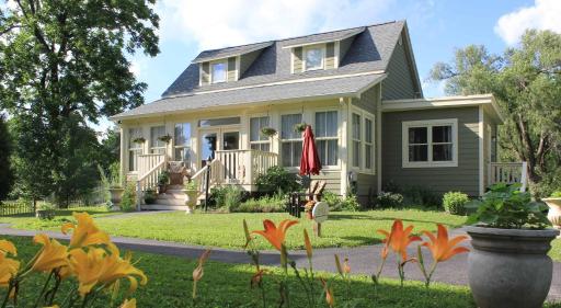 Prairie Guest House - Housity