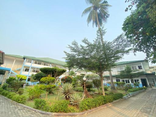 Allisa Resort Hotel - Housity