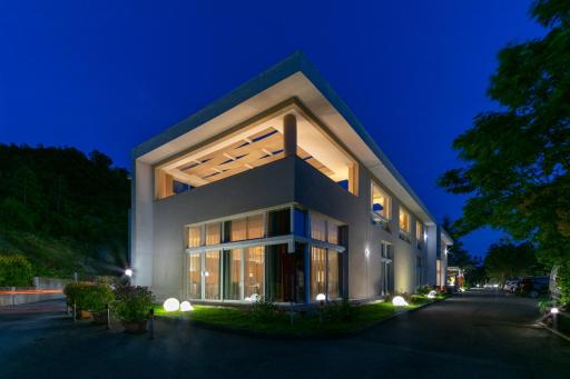 Admiral Park Hotel - Housity