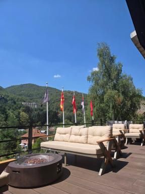 Grand Chamois Hotel & Spa - Housity