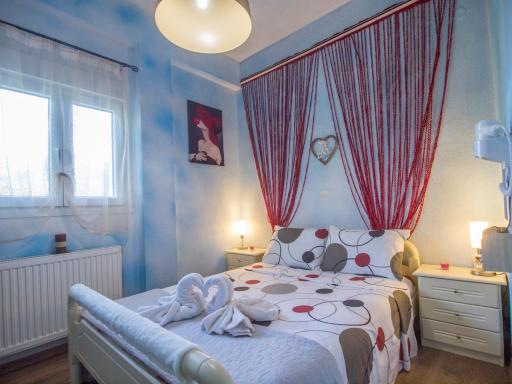 Frasta's Rose - Housity