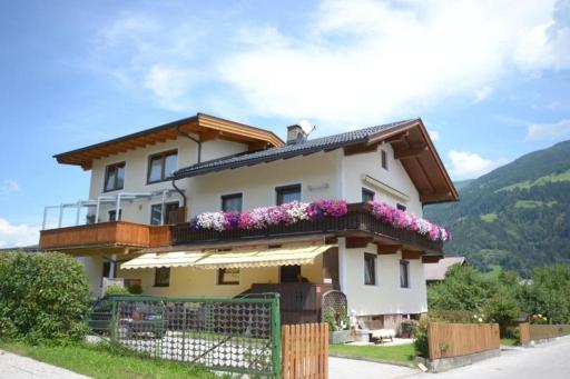 Ferienhaus Tirol Zillertal by FeWo-Plan Raffeiner UDEZ100 - Housity