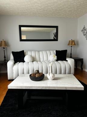 The Eastside Getaway - Housity