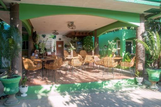Moonlight Resort - Housity