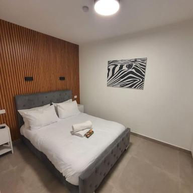 Ryo 20 דירה במלון בוטיק 2 דקות מטיילת בת ים - Housity