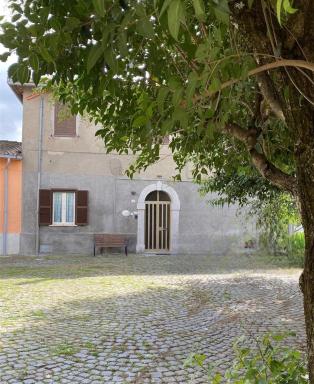 Alloggio turistico "La Piazzetta" - Housity