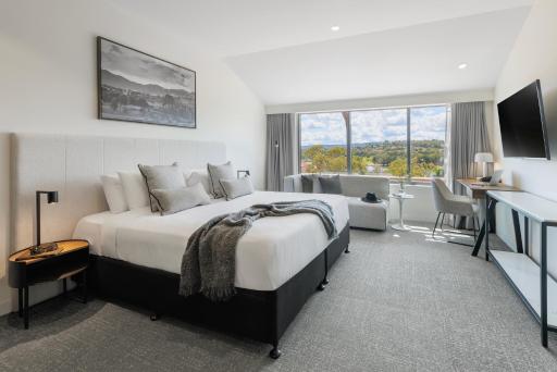 Punthill Tuggeranong - Hizvo