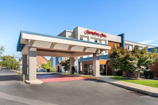 Hampton Inn Stroudsburg Poconos - Housity