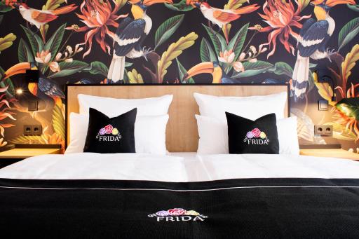 Frida Hotel & Café - Housity