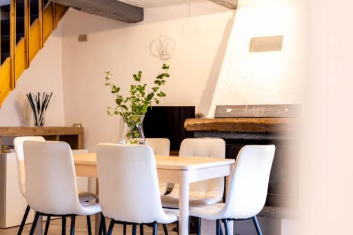 Nuovo Moderno Rustico sul Lago Maggiore, Vino fresco, BBQ - La casa di Amelia - Housity