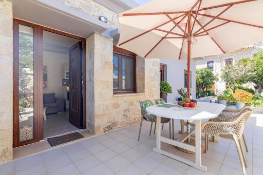 Archanes Cosy Residence - Housity