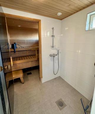 Villa Laidike with sauna/fireplace, 80 km Helsinki - Housity