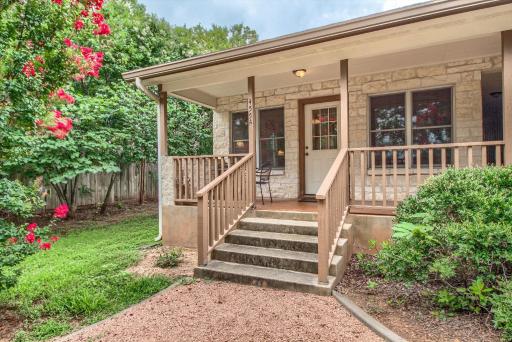 Annettes Cottage A - Housity