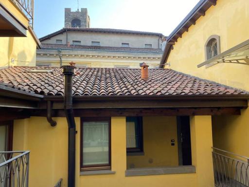 Johnny Suites Bergamo Alta - Housity