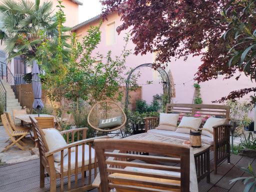 Chamade en Beaujolais - Housity