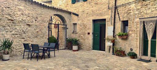 Celeste Erard Guest House - Housity