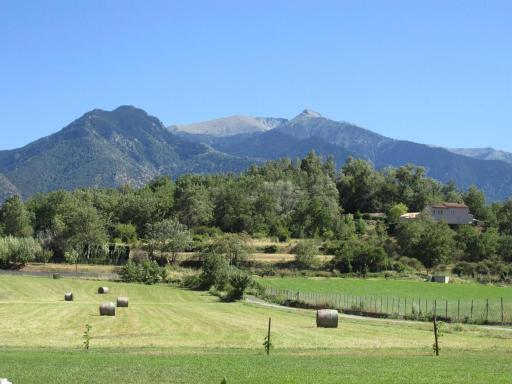 CA LA MIMI, avec vue sur le mont Canigó pour 8 personnes - Housity