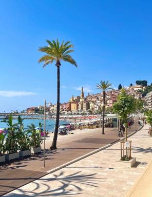 Super Menton Bord Mer - Housity