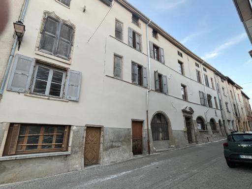 Bel appartement centre de Saint amour - Housity