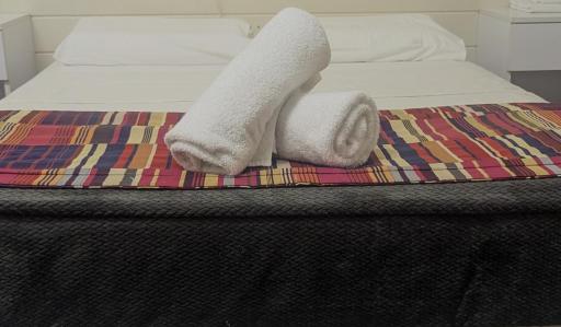 GRAND CENTRAL HOTEL PROSERPINE - Housity
