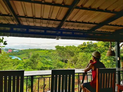 Backpacker Hostel and Jungle Trekking - Housity